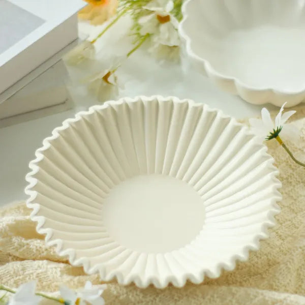 White Tabletop Decorative Ribbon Design Bowl